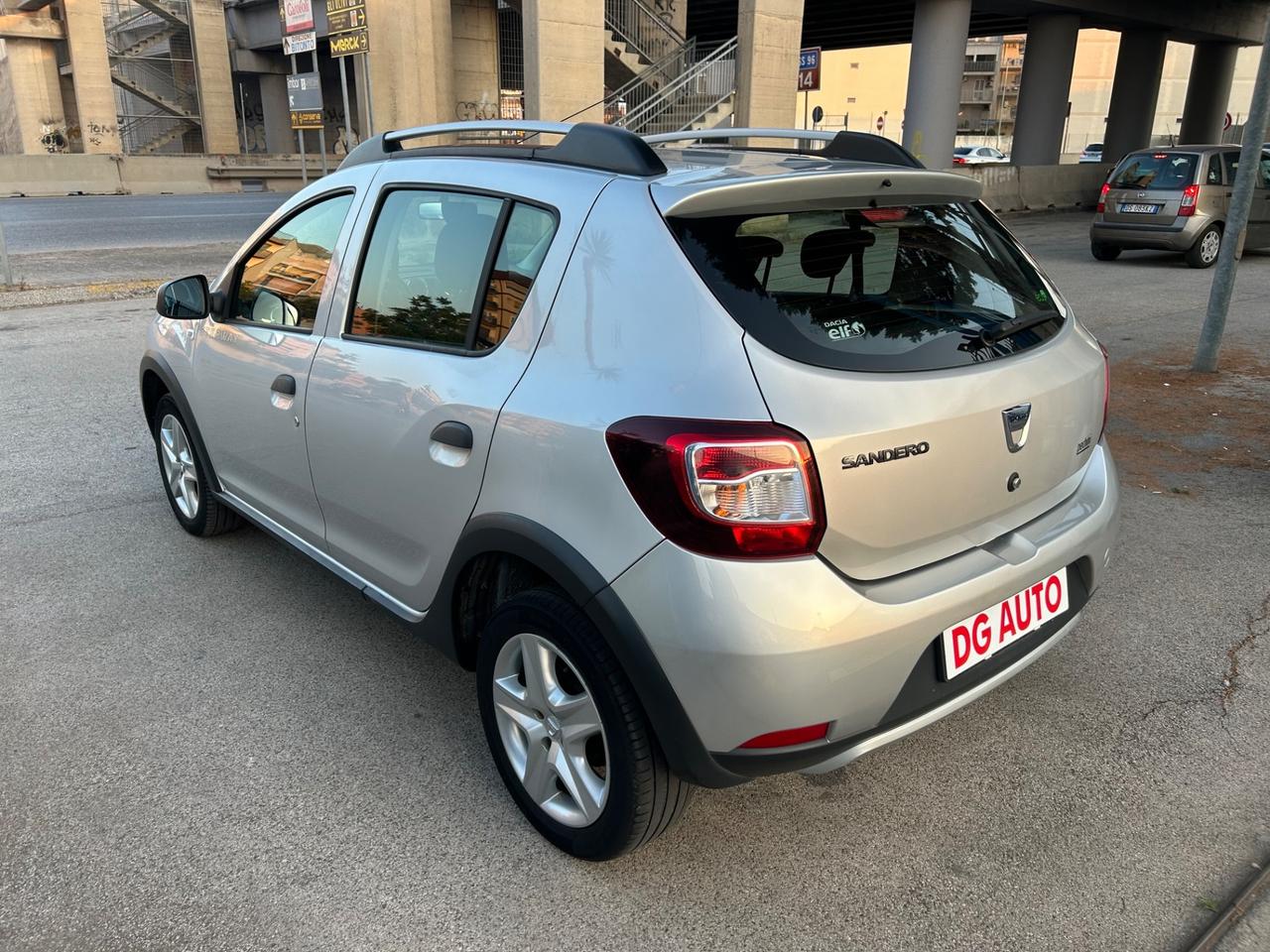 Dacia Sandero Stepway 1.5 dCi 90 cv 2013