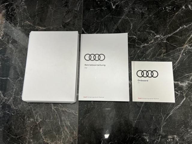 AUDI TT RS Coupé 2.5 TFSI quattro S tronic / SEDILI A GUSCIO