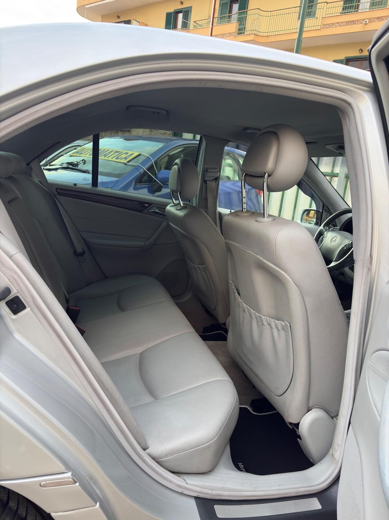 Mercedes classe C 220 CDI 105000km