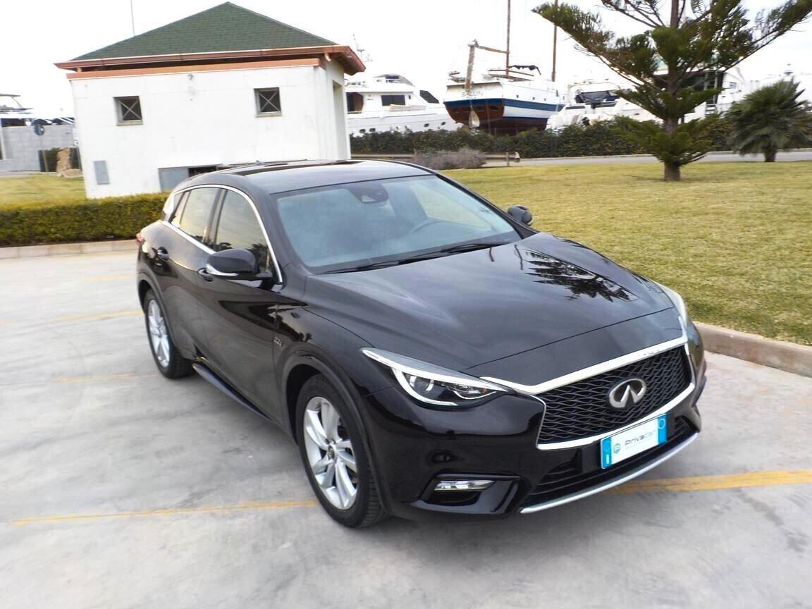 Infiniti Q30 2.2 diesel DCT AWD Premium