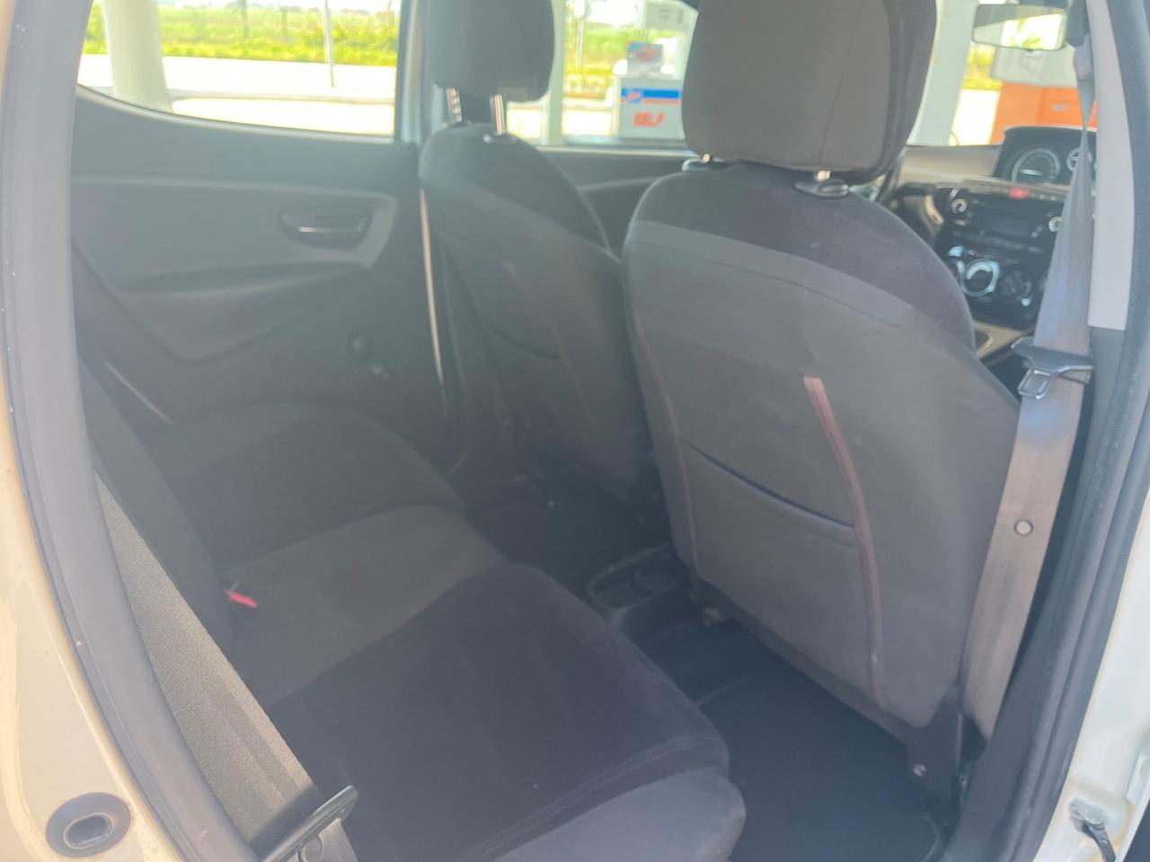 Lancia Ypsilon 0.9 TwinAir 85 CV 5 porte Metano Ecochic Gold