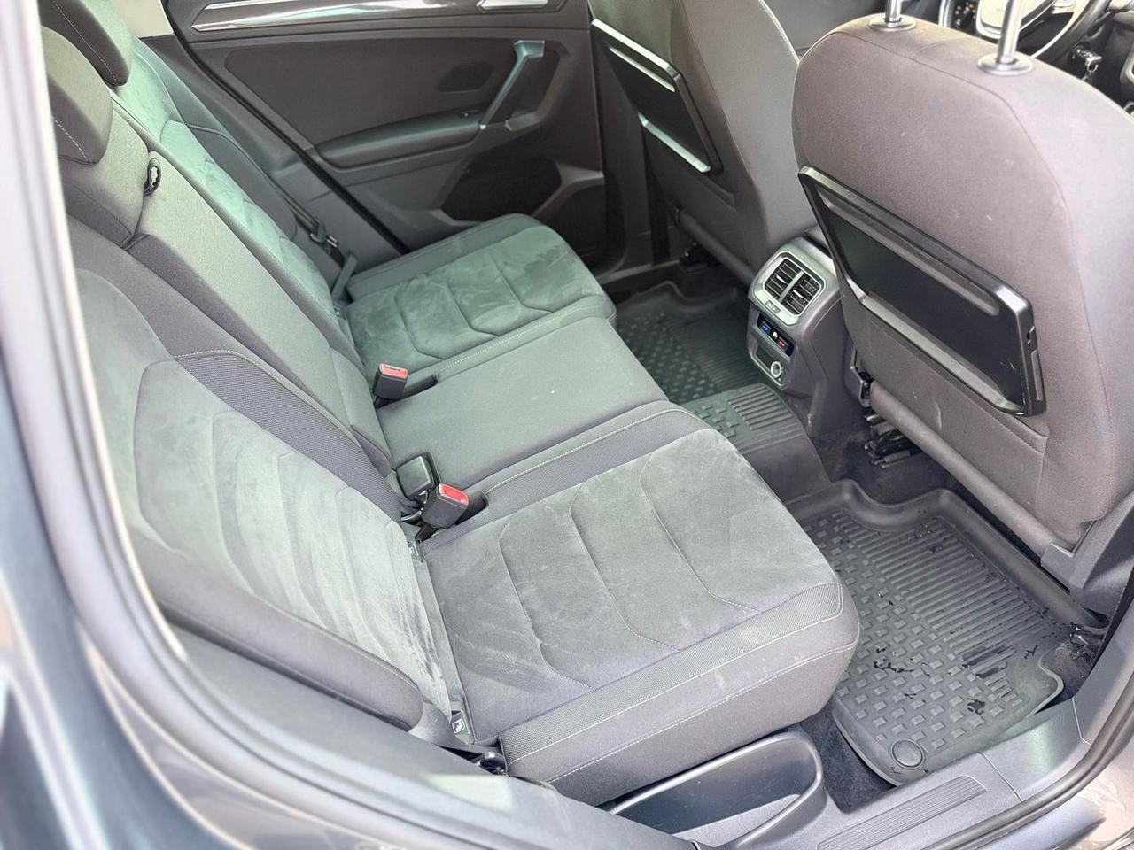 Volkswagen Tiguan Executive 2.0 TDI #9766