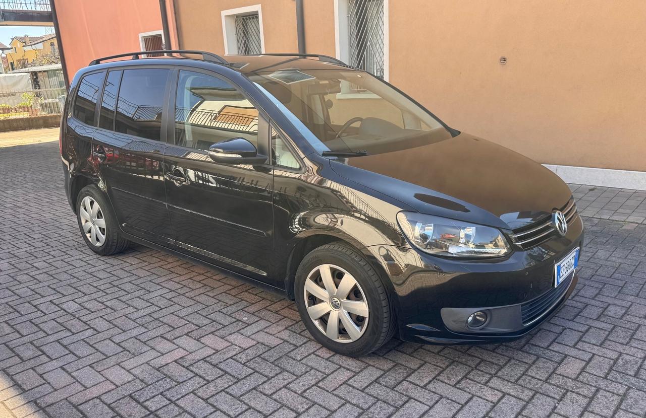 Volkswagen Touran 1.6 TDI 7 Posti Ok Neopatentati