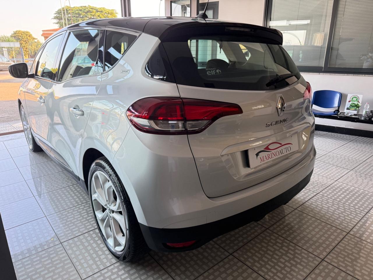 Renault Scenic Scénic dCi 8V 110 CV EDC Energy Sport Edition2