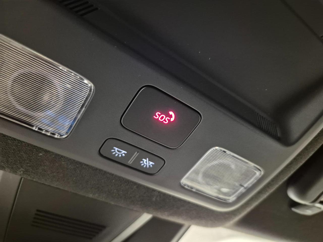 VOLKSWAGEN Amarok 3.0 V6 TDI 241CV 4MOTION aut. Aventura