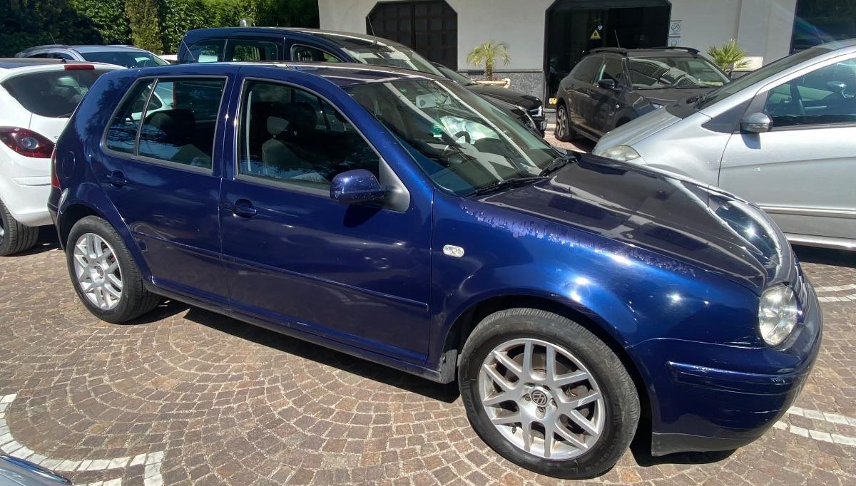 VOLKSWAGEN Golf 1.9 TDI/130 CV 5p. H.line