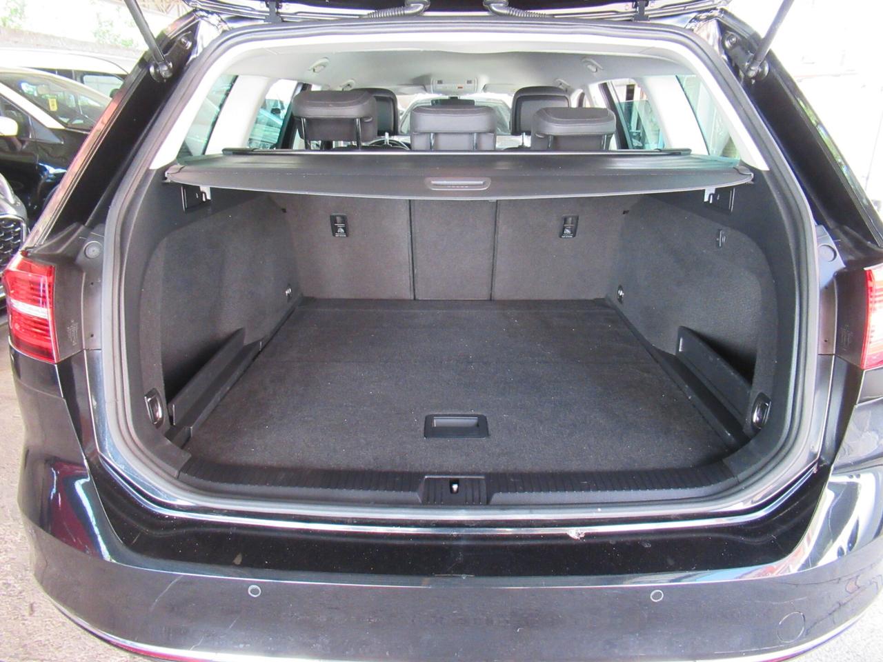 Volkswagen Passat Variant 2.0 TDI DSG Executive BlueMotion Tech.