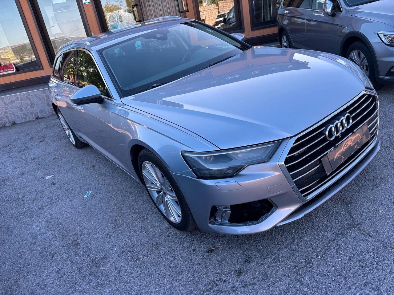 Audi A6 Avant 40 2.0 TDI S tronic Sport FULL !!