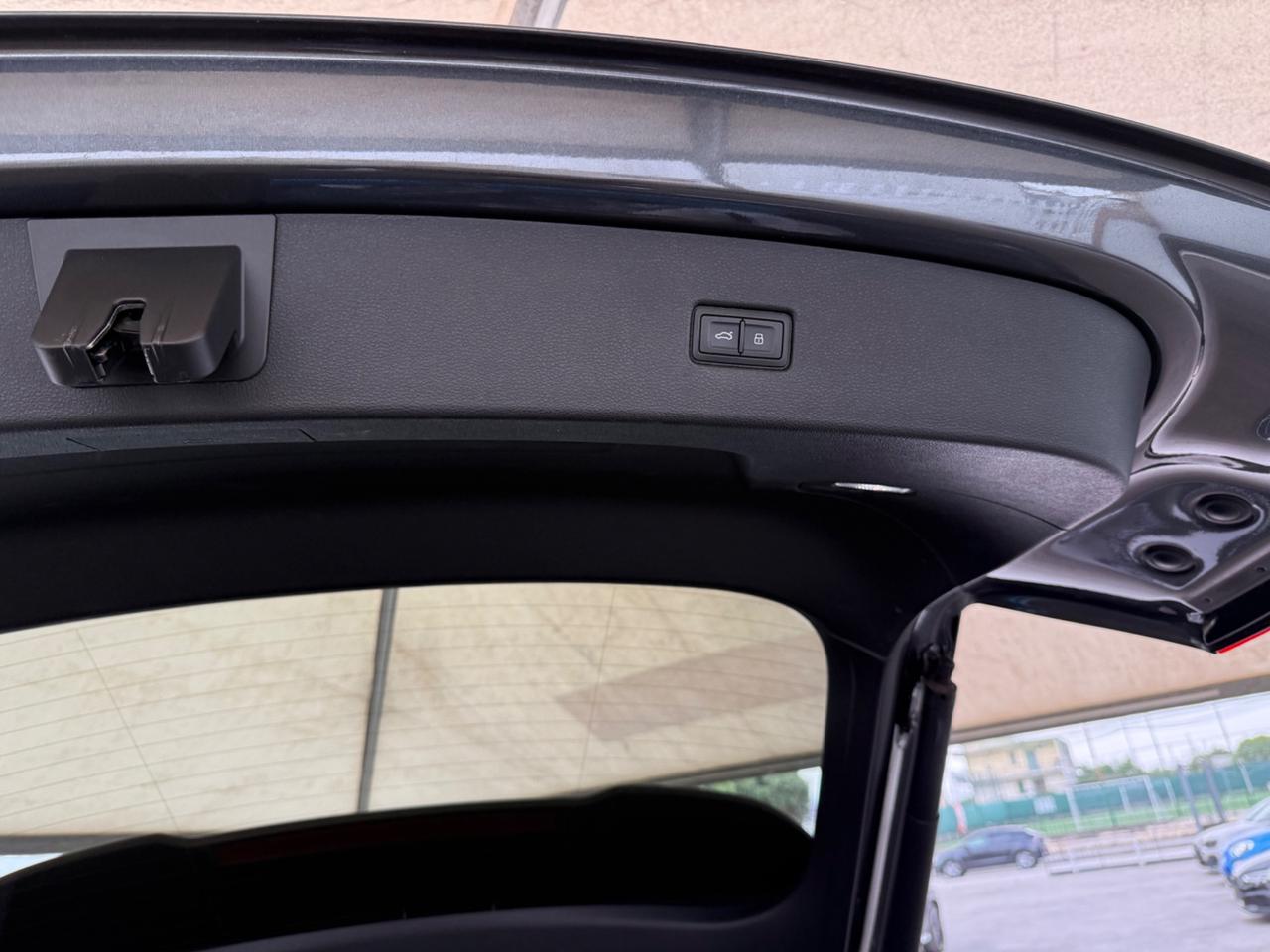 Audi Q5 SPB 40 TDI quattro S tronic Identity Black