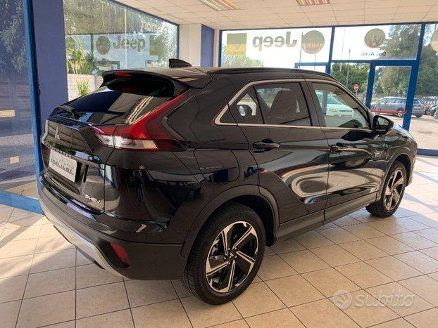 MITSUBISHI Eclipse Cross 2.4 MIVEC 4WD PHEV Inst