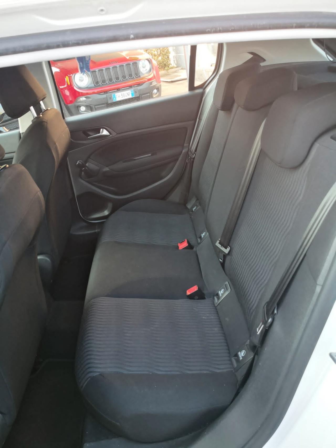 Peugeot 308 1.6 HDi 92 CV *** OK NEOPATENTATI ***