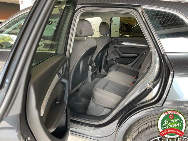 AUDI Q5 40 TDI quattro S tronic Business Sport