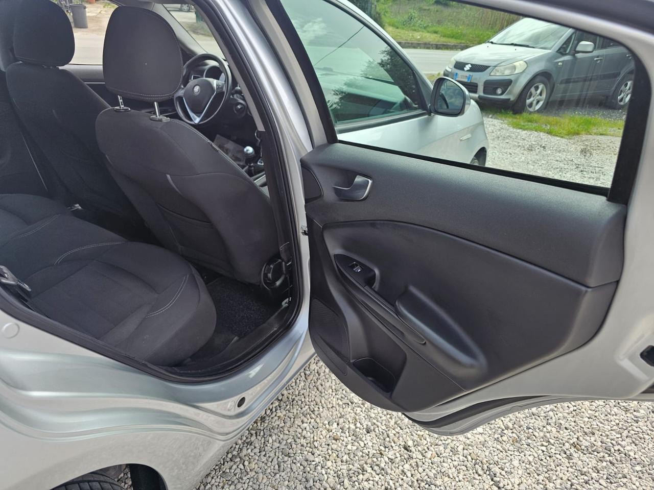 Alfa Romeo Giulietta 1.6 JTDm 120 CV Business
