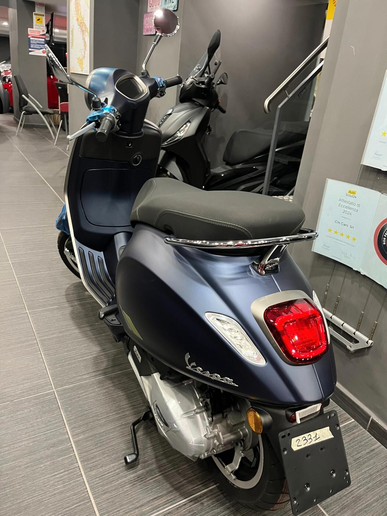 Vespa 125 Primavera Tech Blu Energico Matt Km0