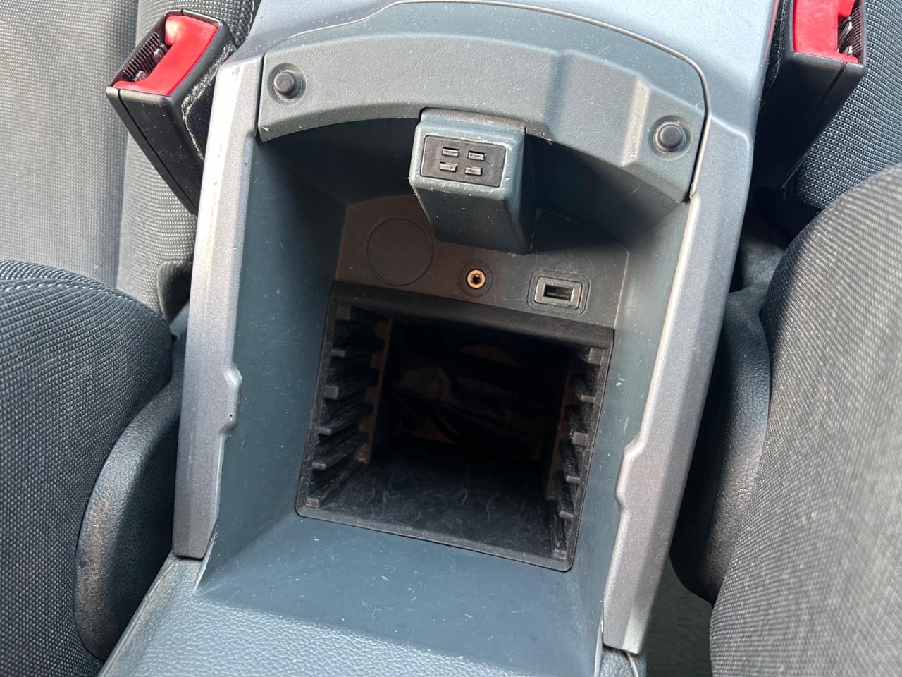 Ford C-Max 1.6 benzina GPL 120cv Titaniumm