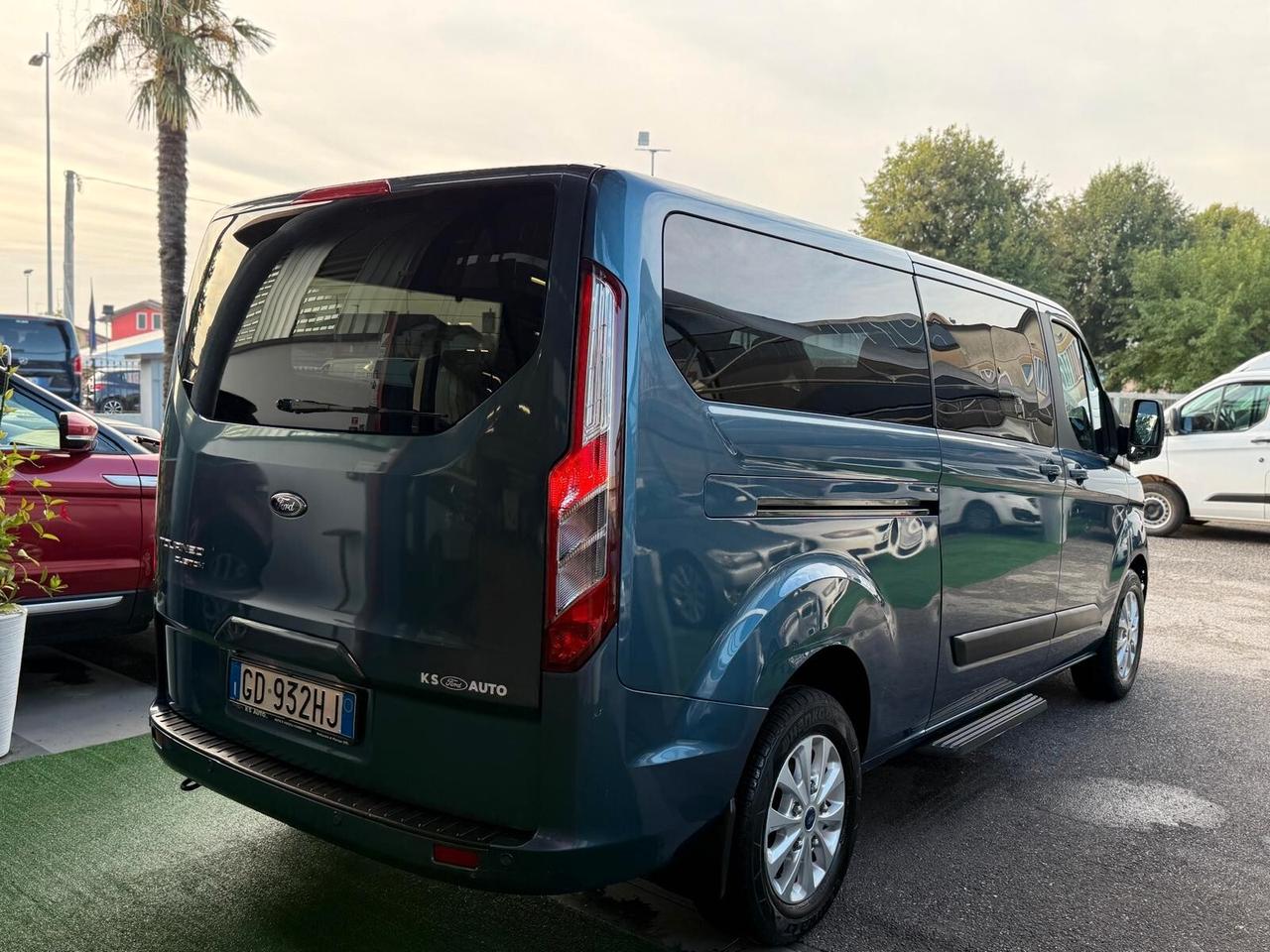 Ford Tourneo Custom 2.0 EcoBlue 130CV Titanium AUTOMATICO 8 POSTI