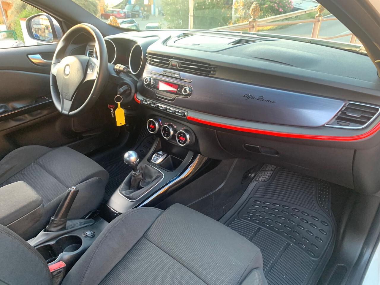 Alfa Romeo Giulietta 2.0 JTDm-2 140 CV Distinctive