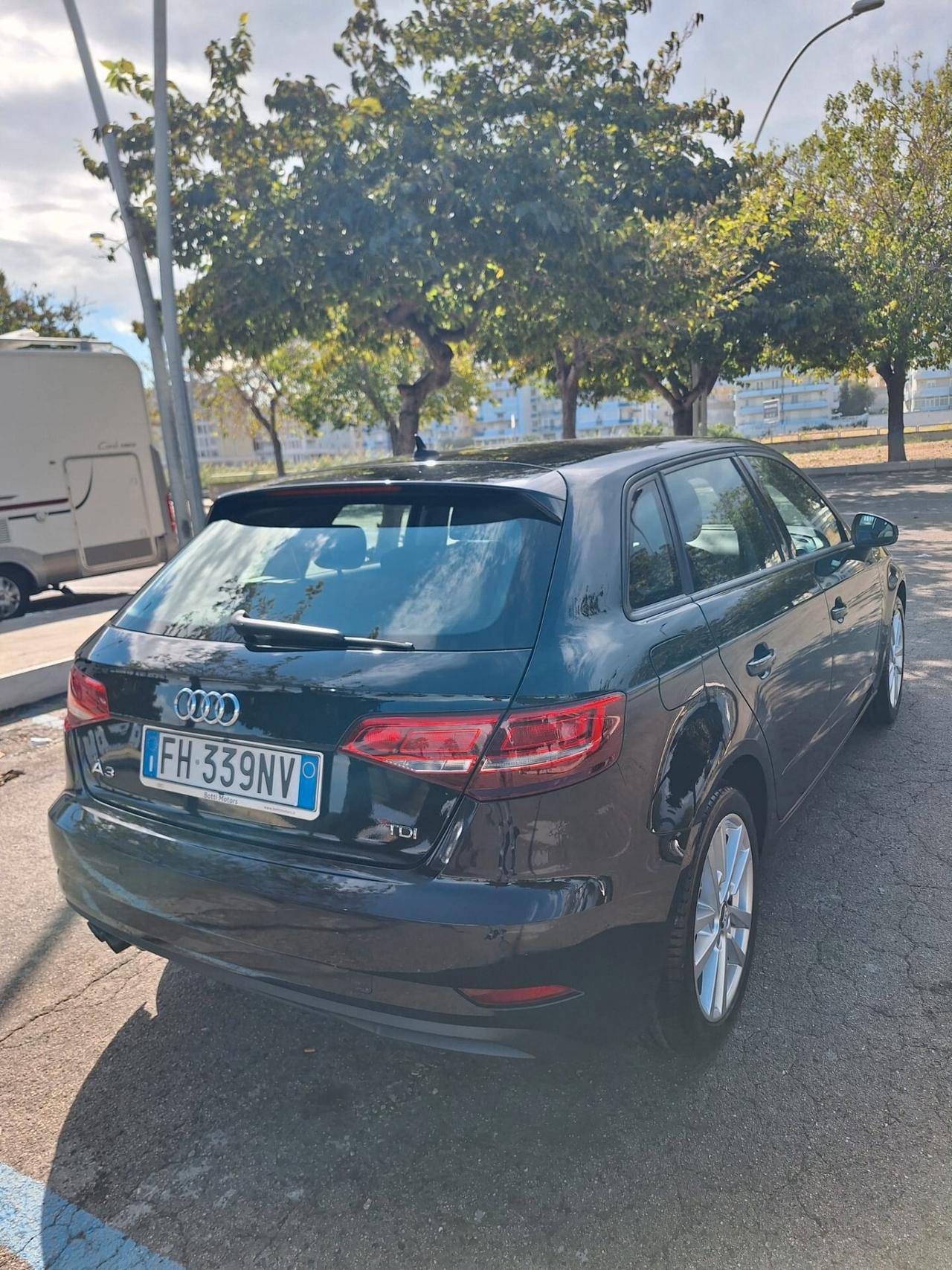 Audi A3 SPB 2.0 TDI S tronic Business 2017