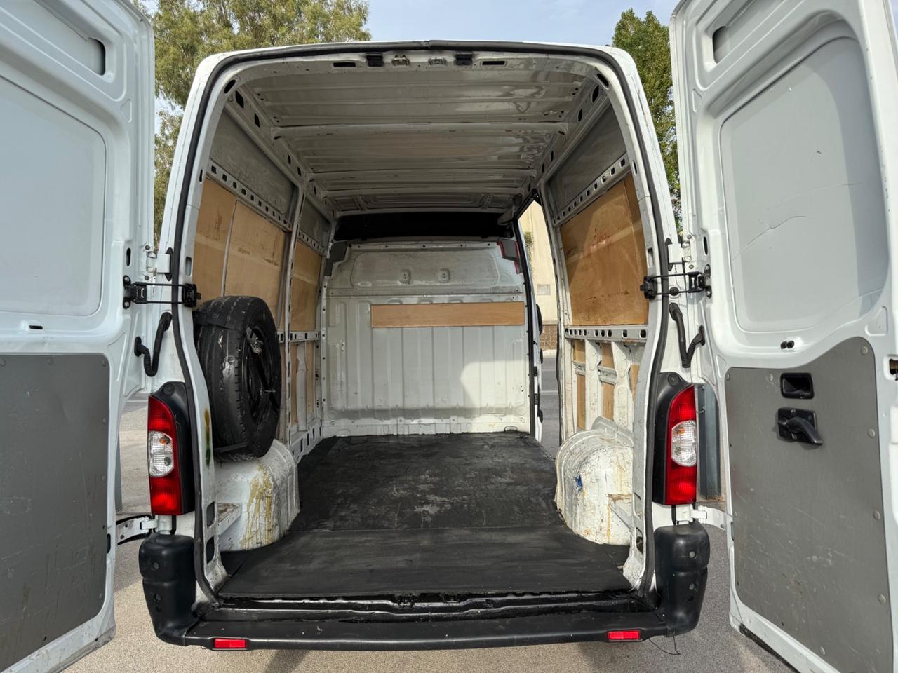 Renault Master 2.5 Diesel Tetto Alto Passo Lungo