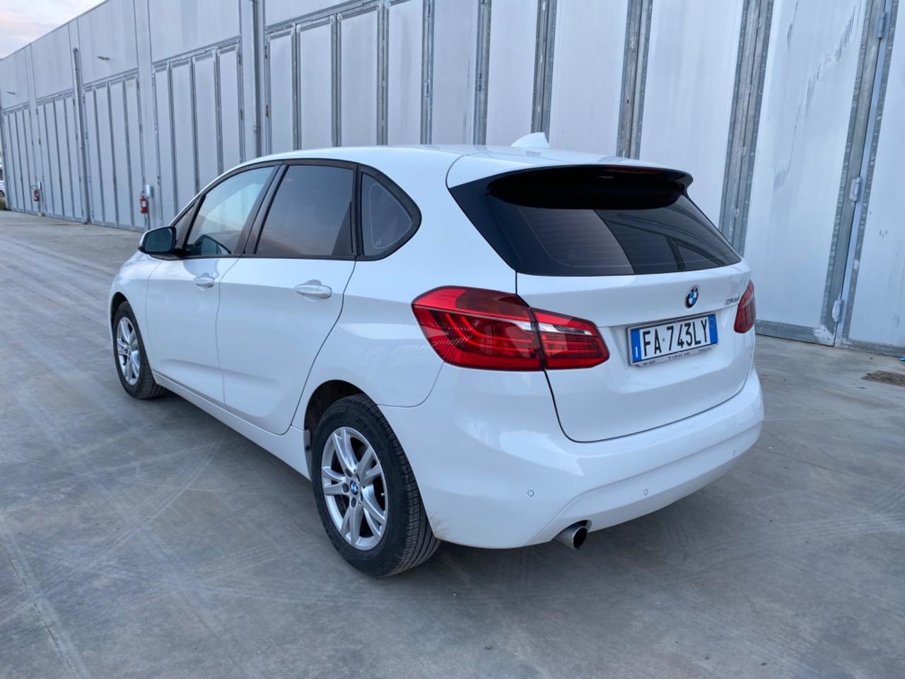 Bmw 2er Active Tourer 214d Avangarde