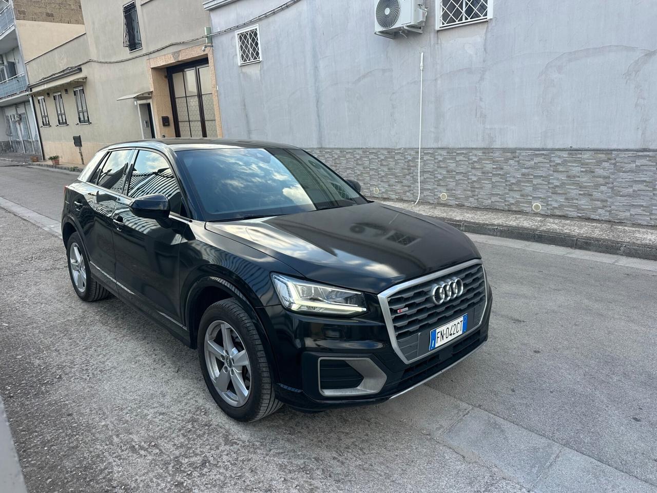 Audi Q2 1.6 TDI Sport 116 Cv km 120.000 Block shaft