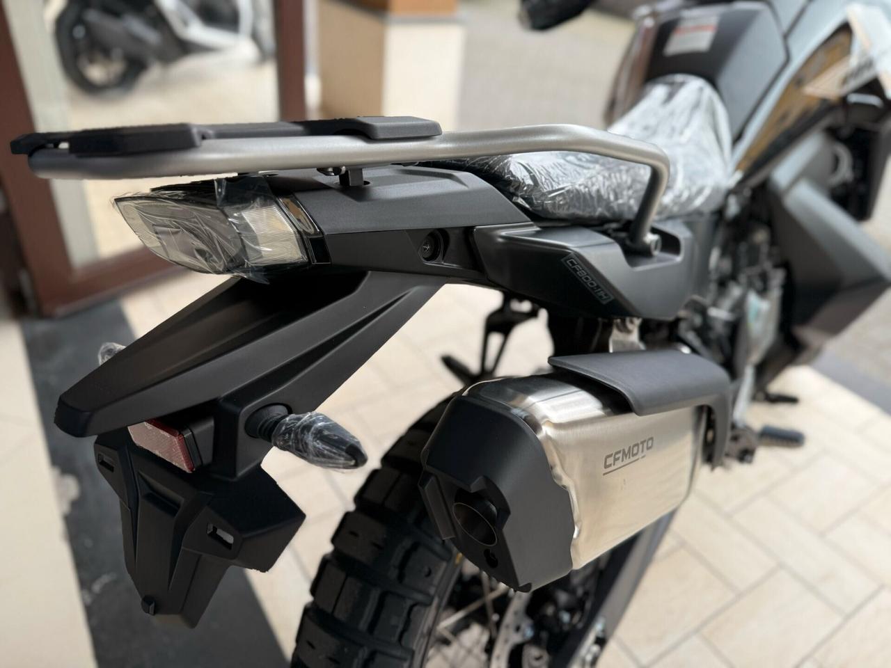 CFMOTO MT-X 800 BASSA-830