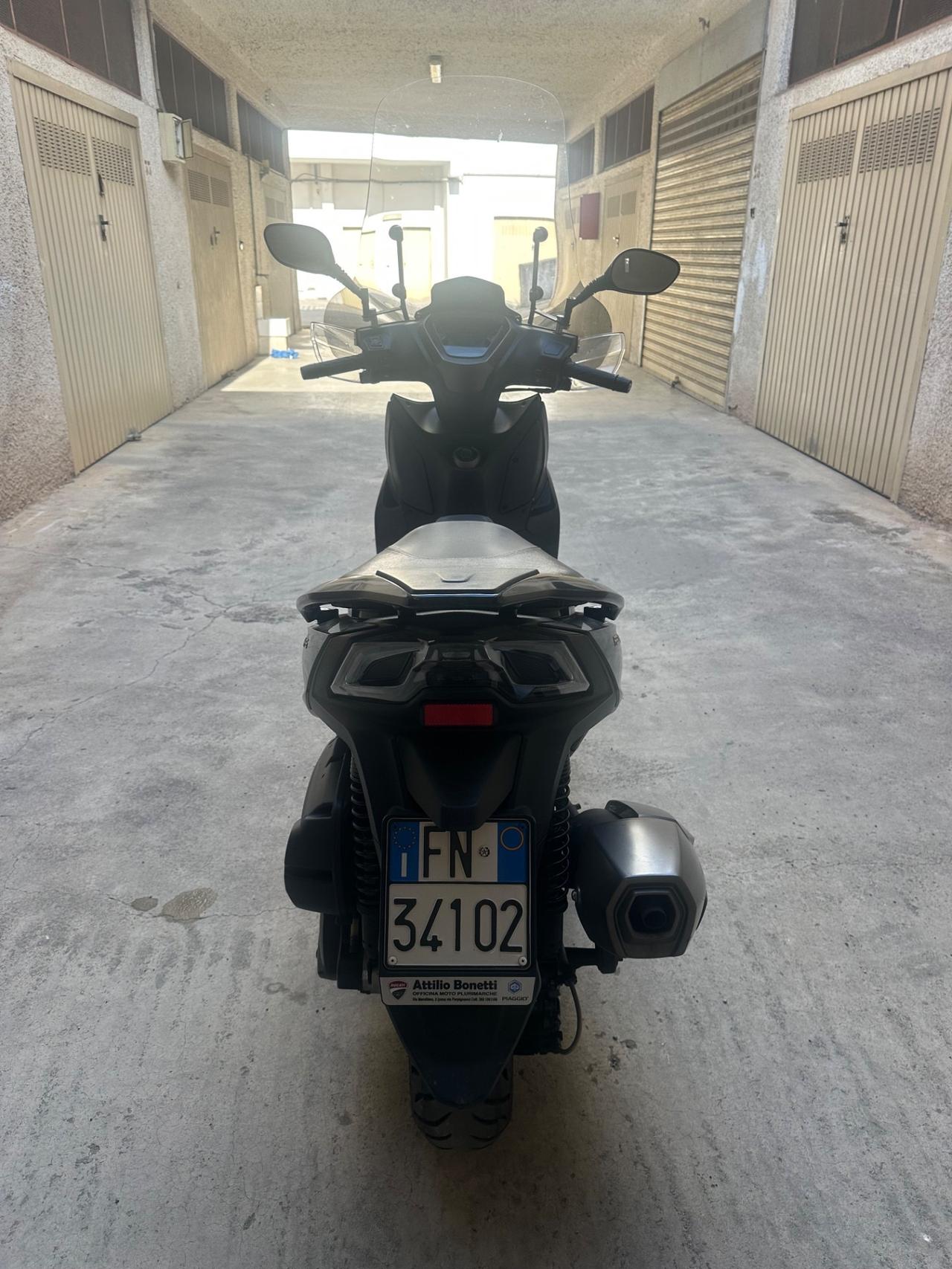 Kymco Agility 300i