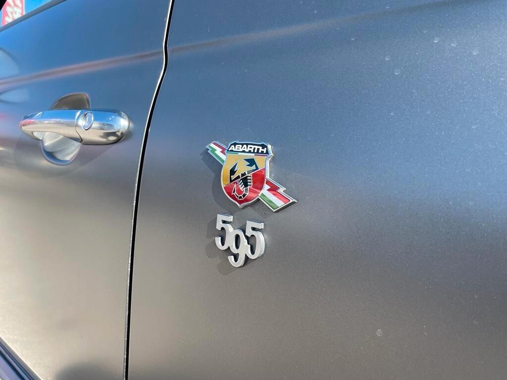 Abarth 595 1.4 Turbo T-Jet 165 CV Turismo