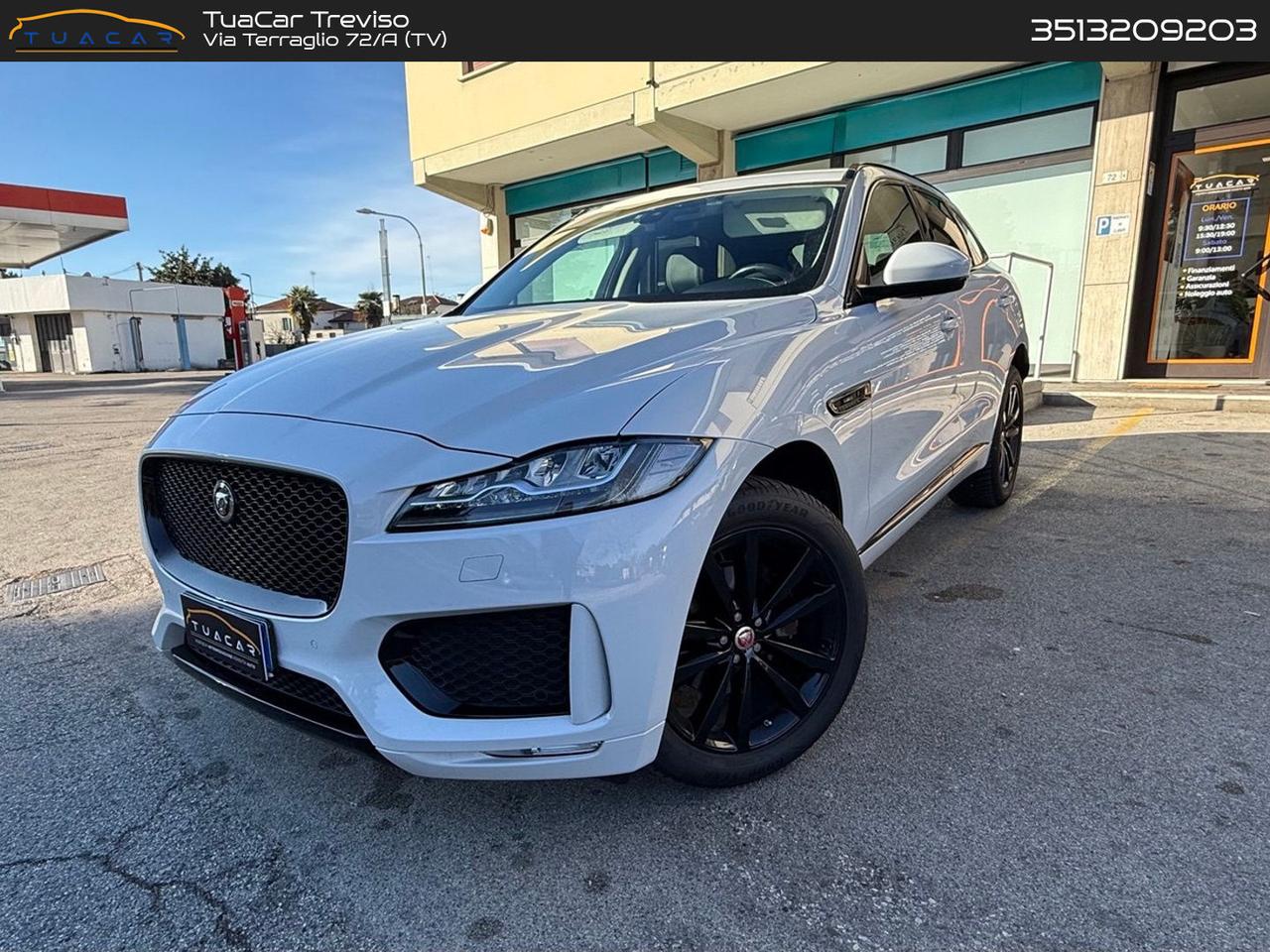 Jaguar F-Pace 180 cv #8582