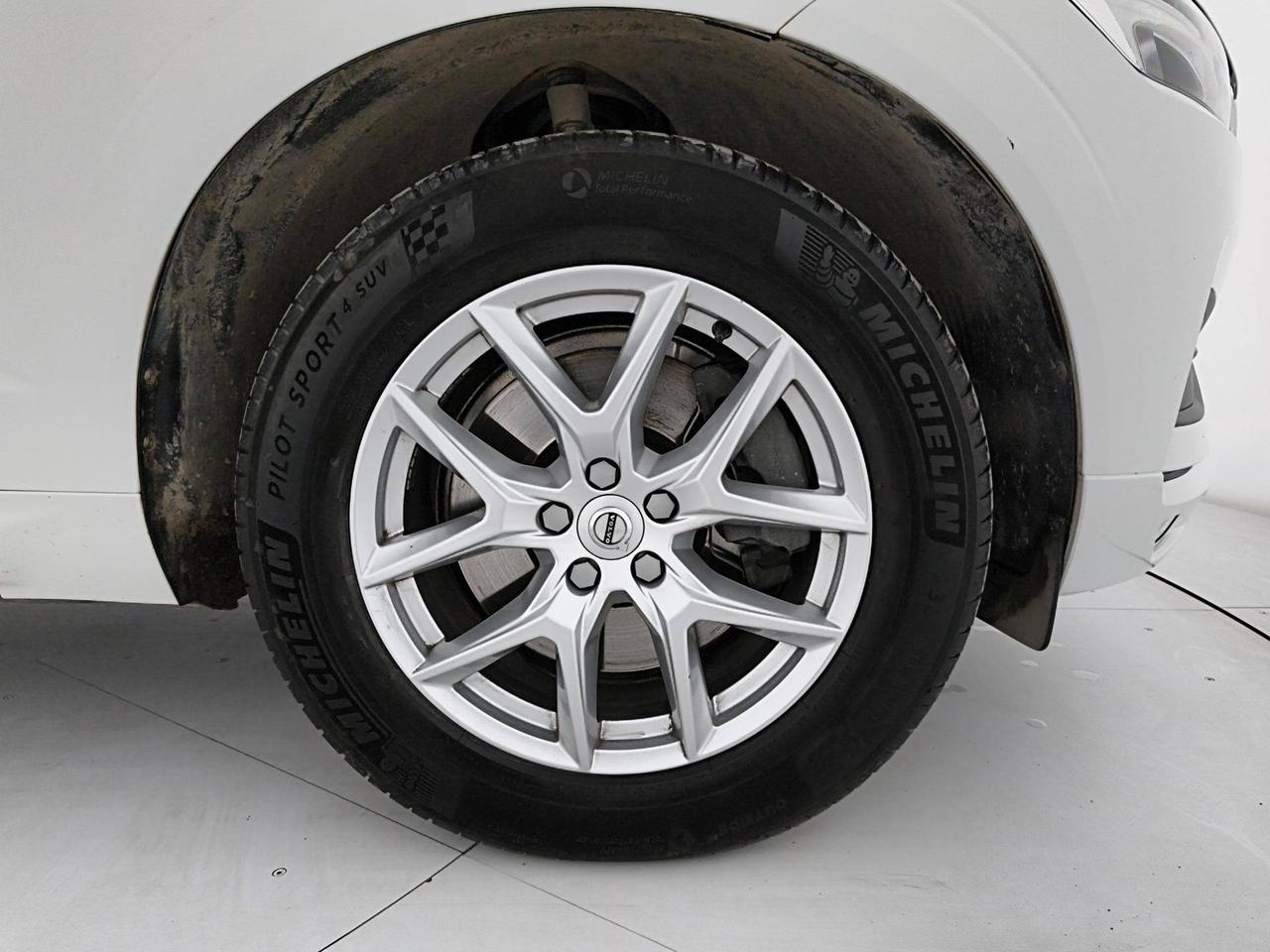 Volvo XC60 2.0 b4 Business Plus awd