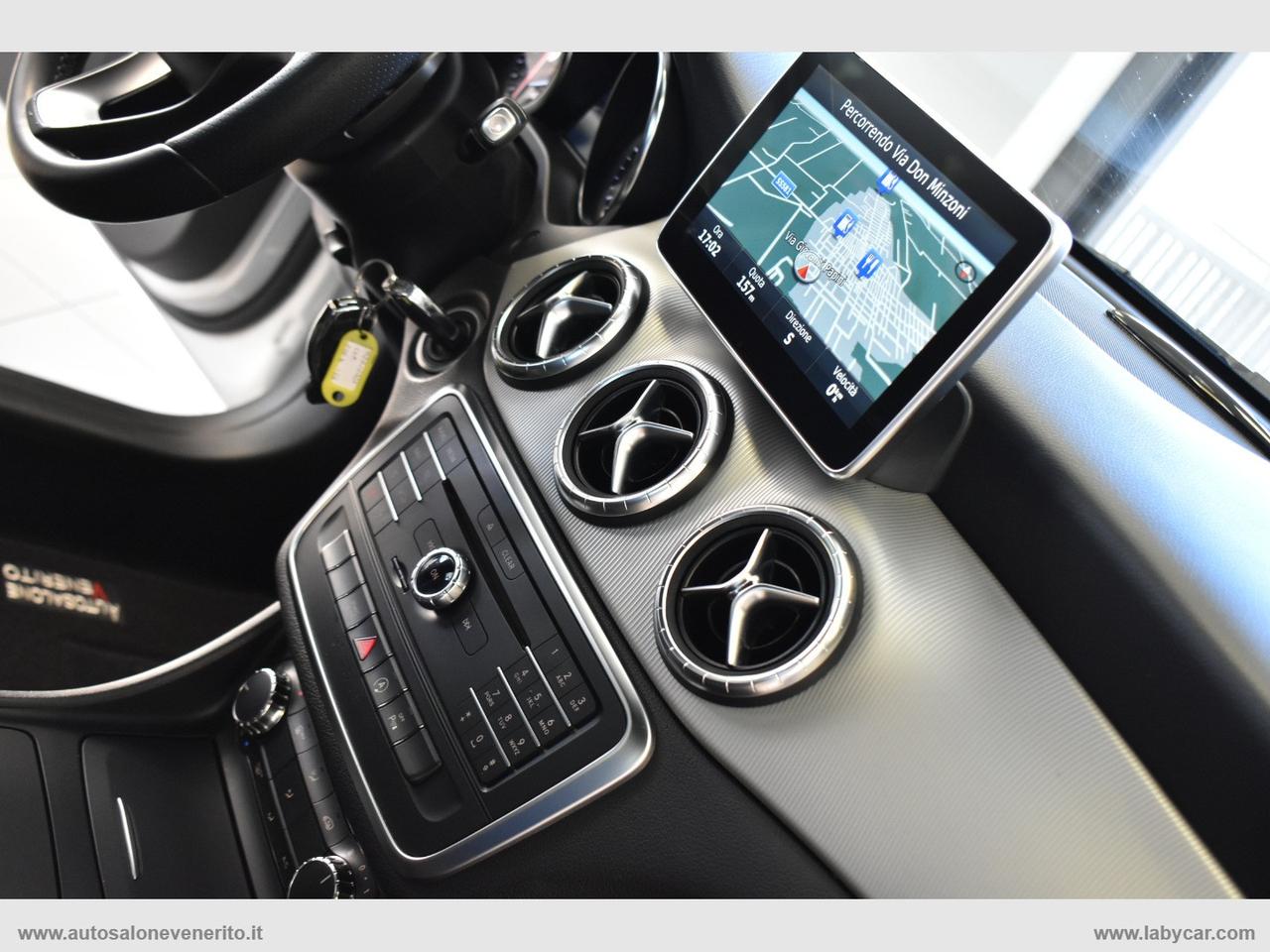 MERCEDES-BENZ CLA 200 d Automatic Premium Dark Night