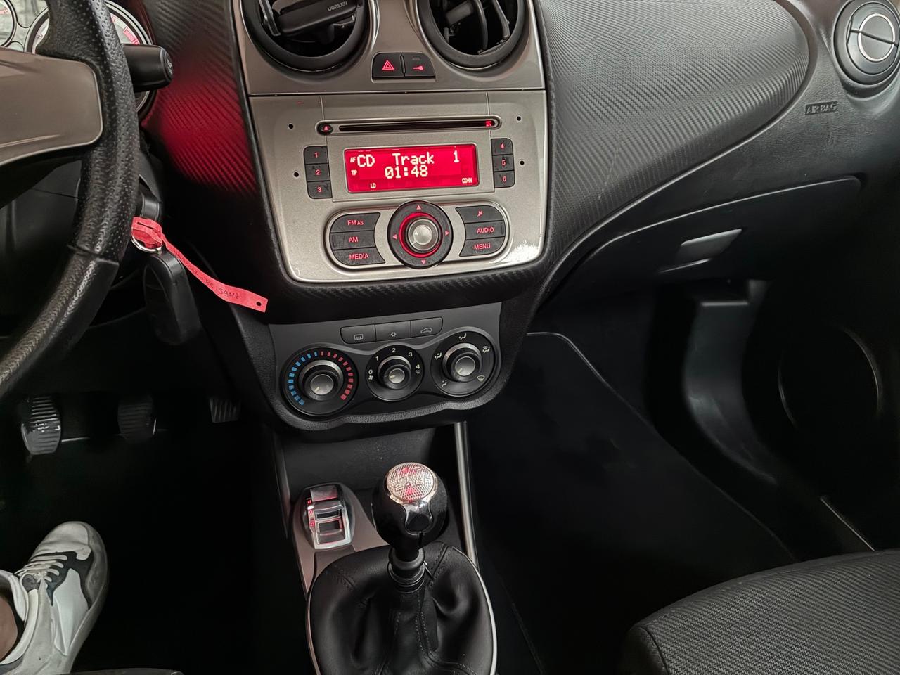 Alfa Romeo MiTo 1.4 105 CV M.air S&S Distinctive Sport Pack
