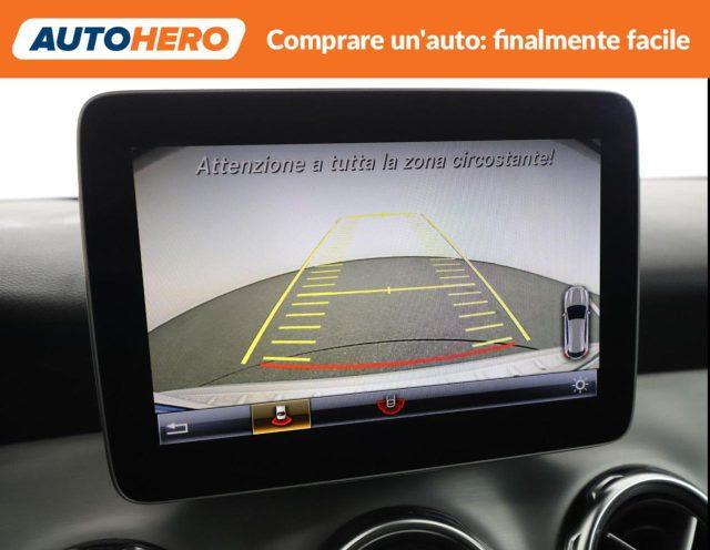 MERCEDES-BENZ GLA 200 d Automatic Premium