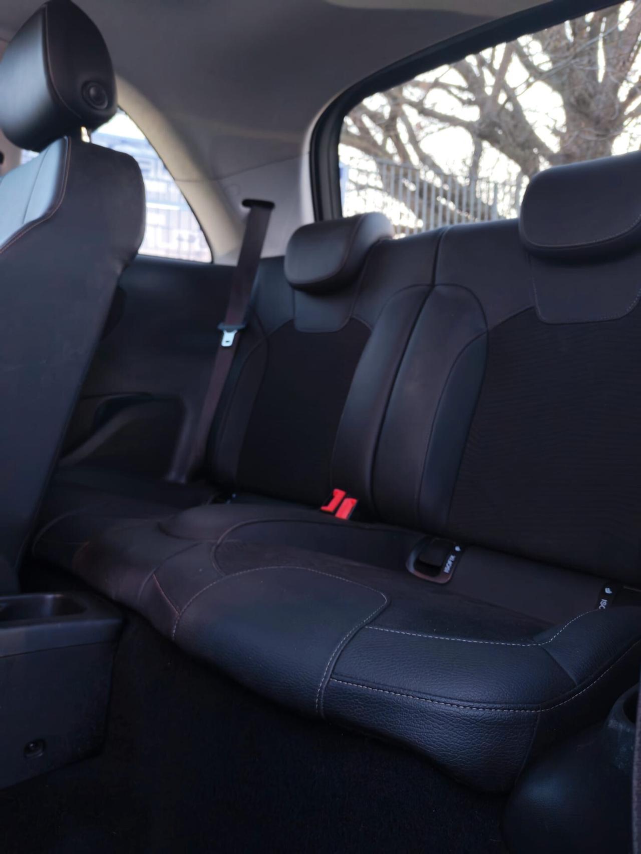 Opel Adam 1.4 87 CV Glam