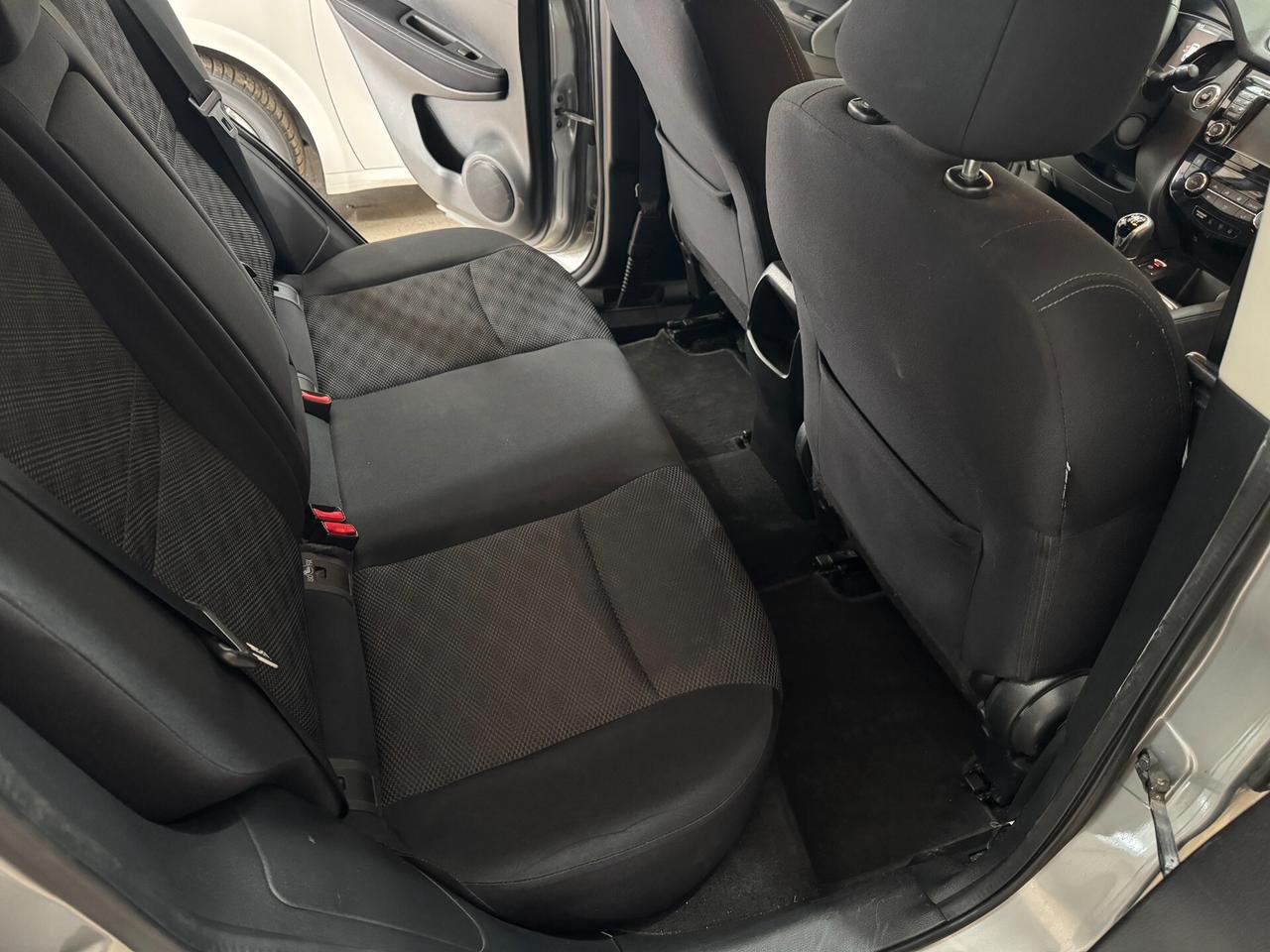 Nissan Qashqai 1.5 dCi N-Connecta TETTO-NAVI-XENON