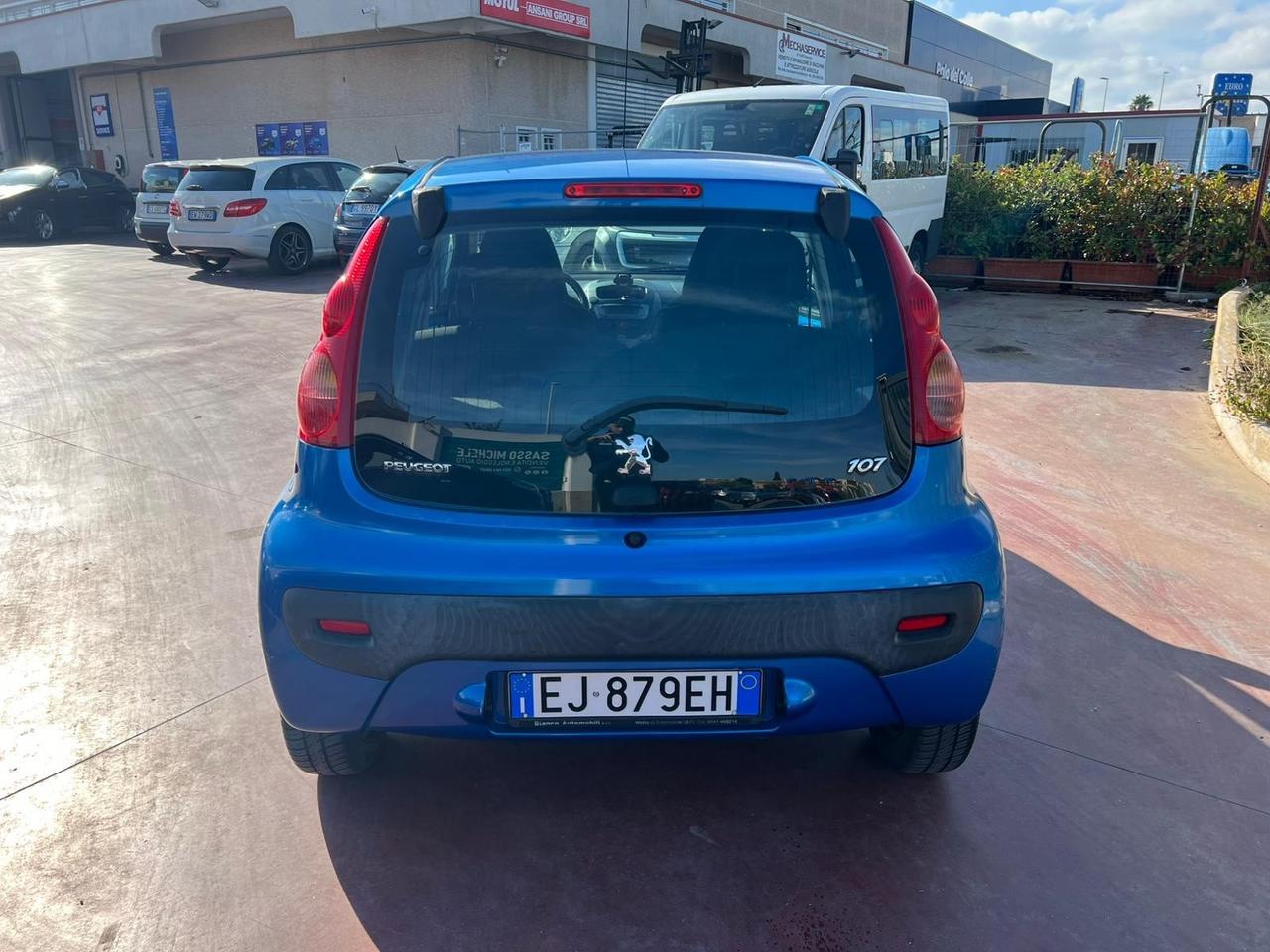 Peugeot 107 1.0 68CV 5p. Allure