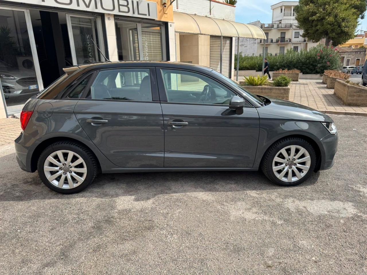 AUDI A1 SPB BI-COLORE 1.4 TDI 90 CV. METAL PLUS PERFETTA