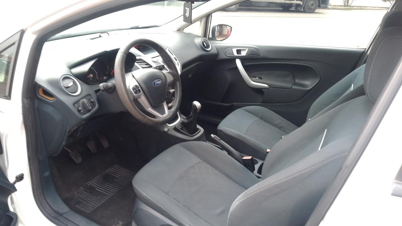 Ford Fiesta 1.2 60CV 3p. Tit. BZ GPL 2036 neop 13