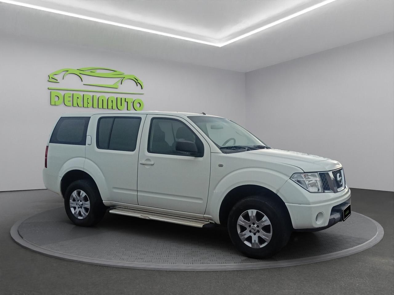 Nissan Pathfinder 2.5 dCi XE