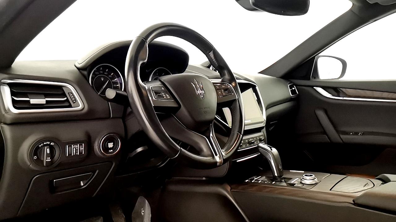 MASERATI Ghibli III - Ghibli 2.0 mhev Gransport 330cv auto