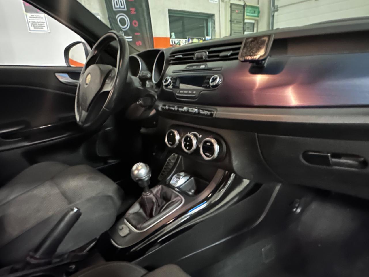 Alfa Romeo Giulietta 2.0 JTDm-2 140 CV Distinctive