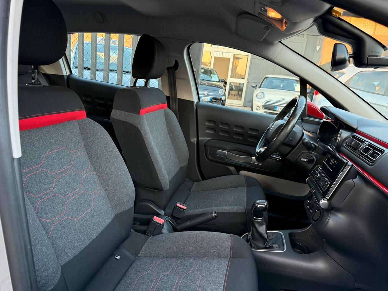 Citroen C3 PureTech 82 - 65.000km - Superprezzo - Tutto incluso