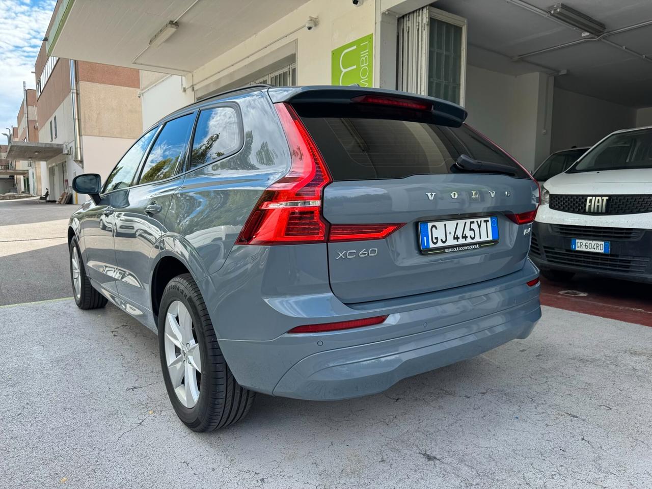 Volvo XC60 2.0b4 MomentumPro AWD GEARTRONIC GAR24M