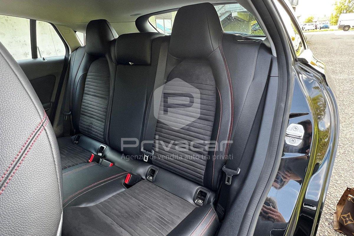 MERCEDES CLA 200 d Automatic Premium