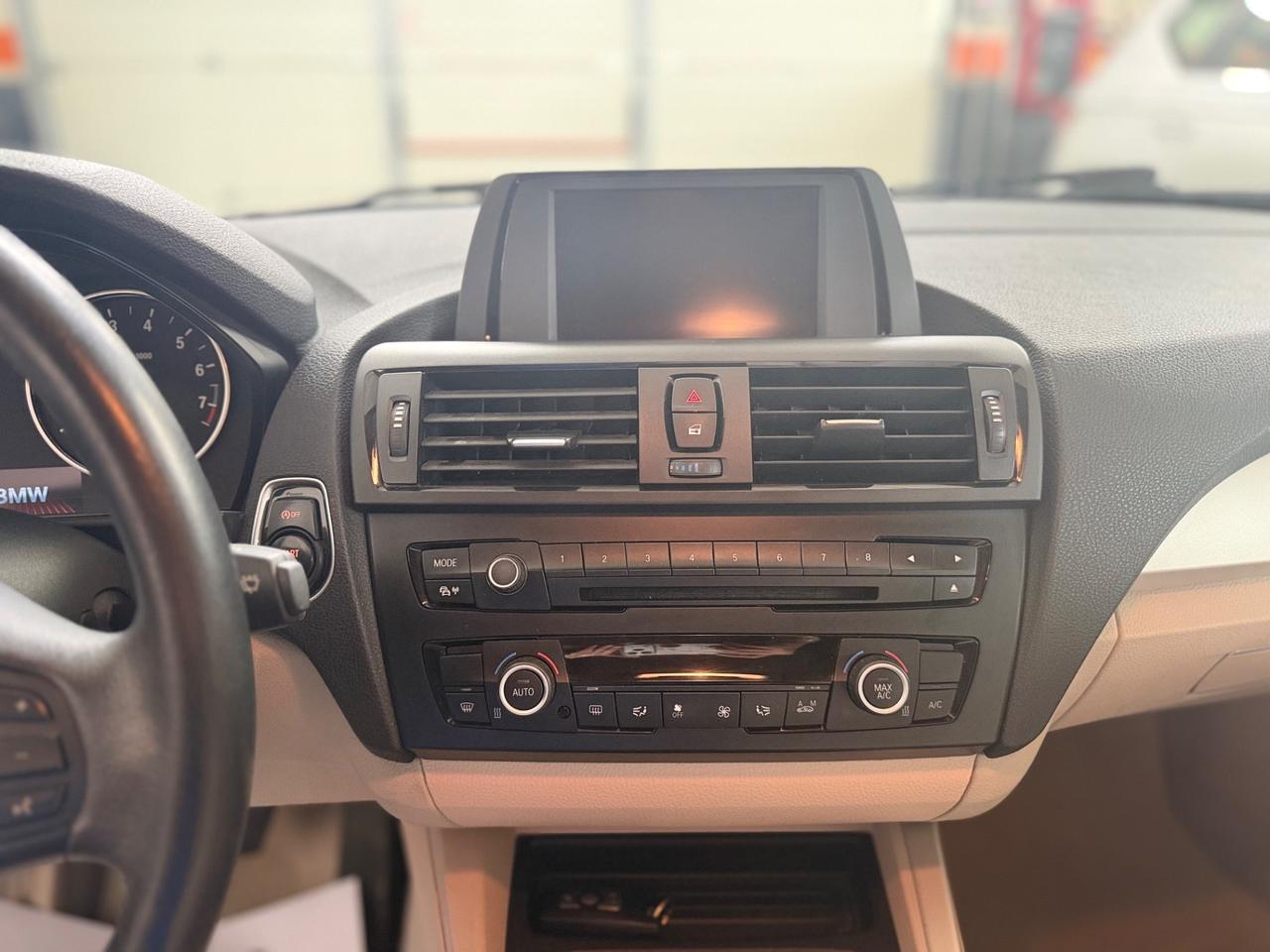 Bmw 118 118i 5p. Sport AUTOMATICO