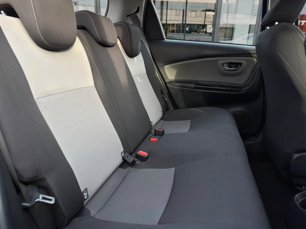 Toyota Yaris 1.0 Cool con Telecamera