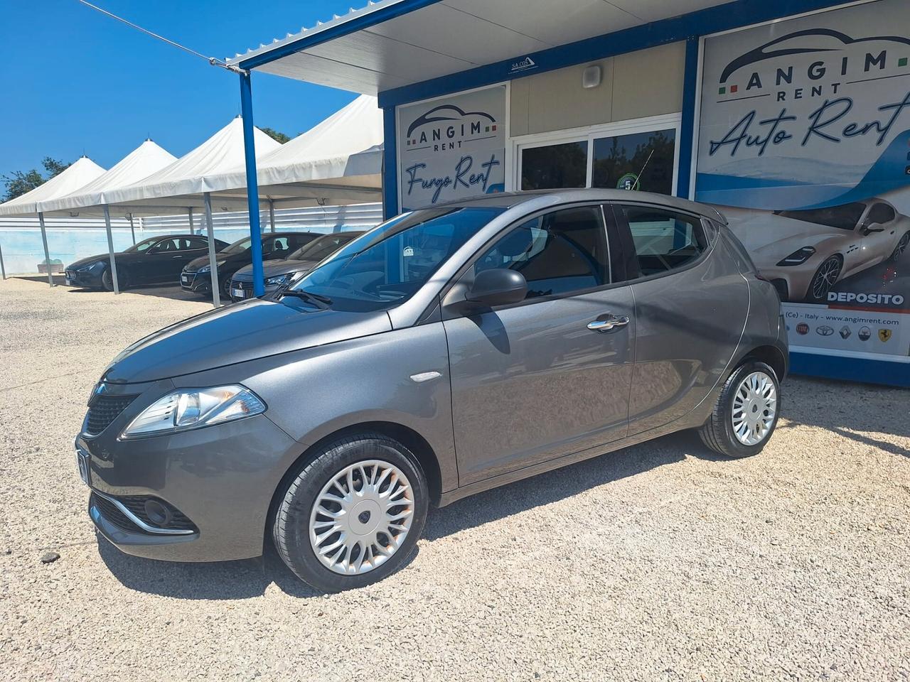 Lancia Ypsilon 1.3 MJT 16V 95 CV 5 porte Silver