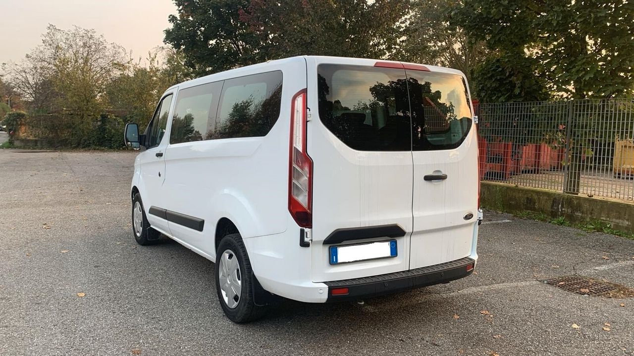 Ford Tourneo Custom 2019 photo 4