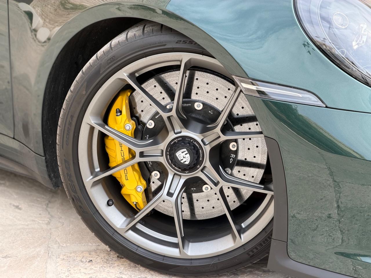 Porsche 911 992 GT3 Touring 4.0 510 CV AKRAPOVIC BOSE LIFT