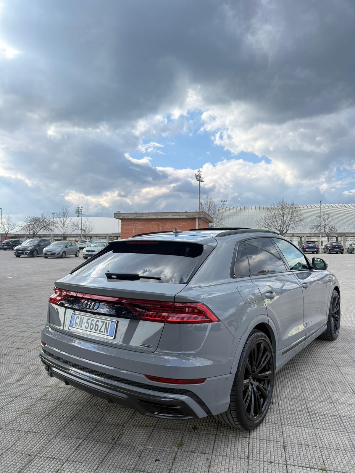 Audi Q8 50 TDI 286 CV quattro tiptronic Sport